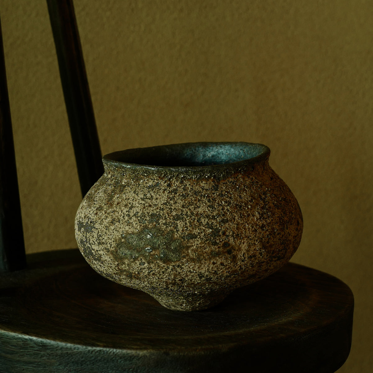 土の種子 花入 B2 – KOUad