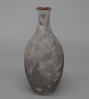 黒土花瓶 一輪挿し