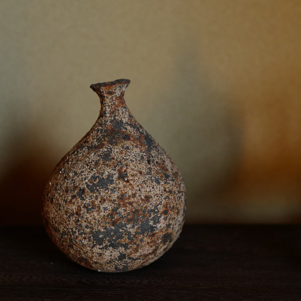 【琉球古陶】一輪挿し 江戸時代 舶来 紅毛 阿蘭陀 色絵 陶器 小壺 一輪挿し 小花瓶