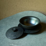 Tea cup with cover 